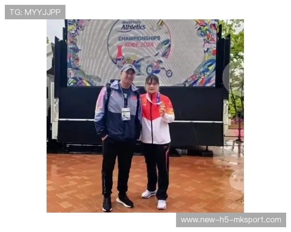 铁饼项目出现潜力新人，教练组给予充分肯定